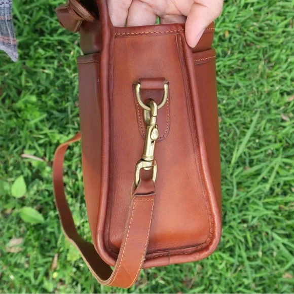 Vintage Coach Court Bag #9870 British Tan Leather | USA Made - Picture 7 of 14